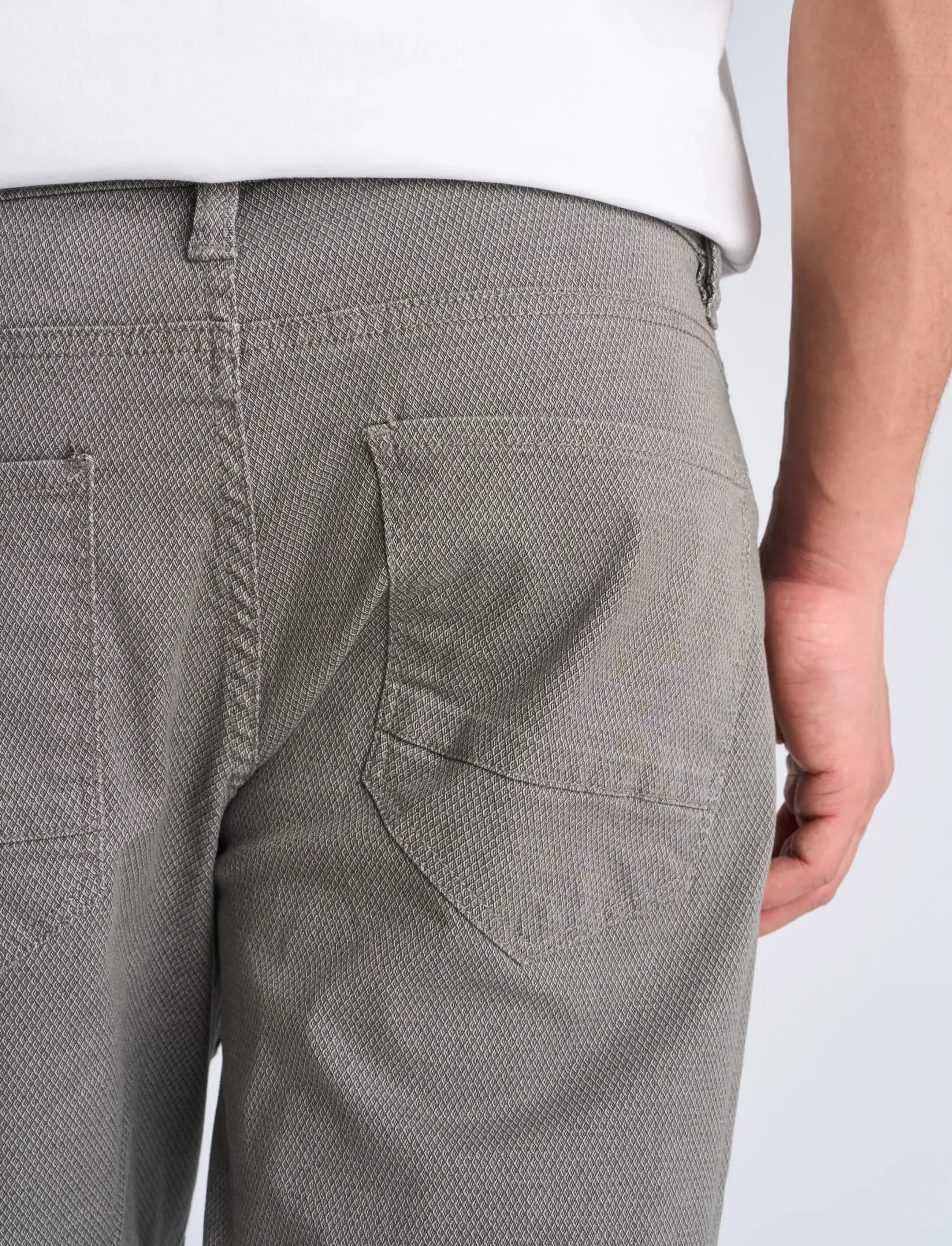 Lindbergh - AOP 5-pocket pants - casual trousers - lt grey - 3