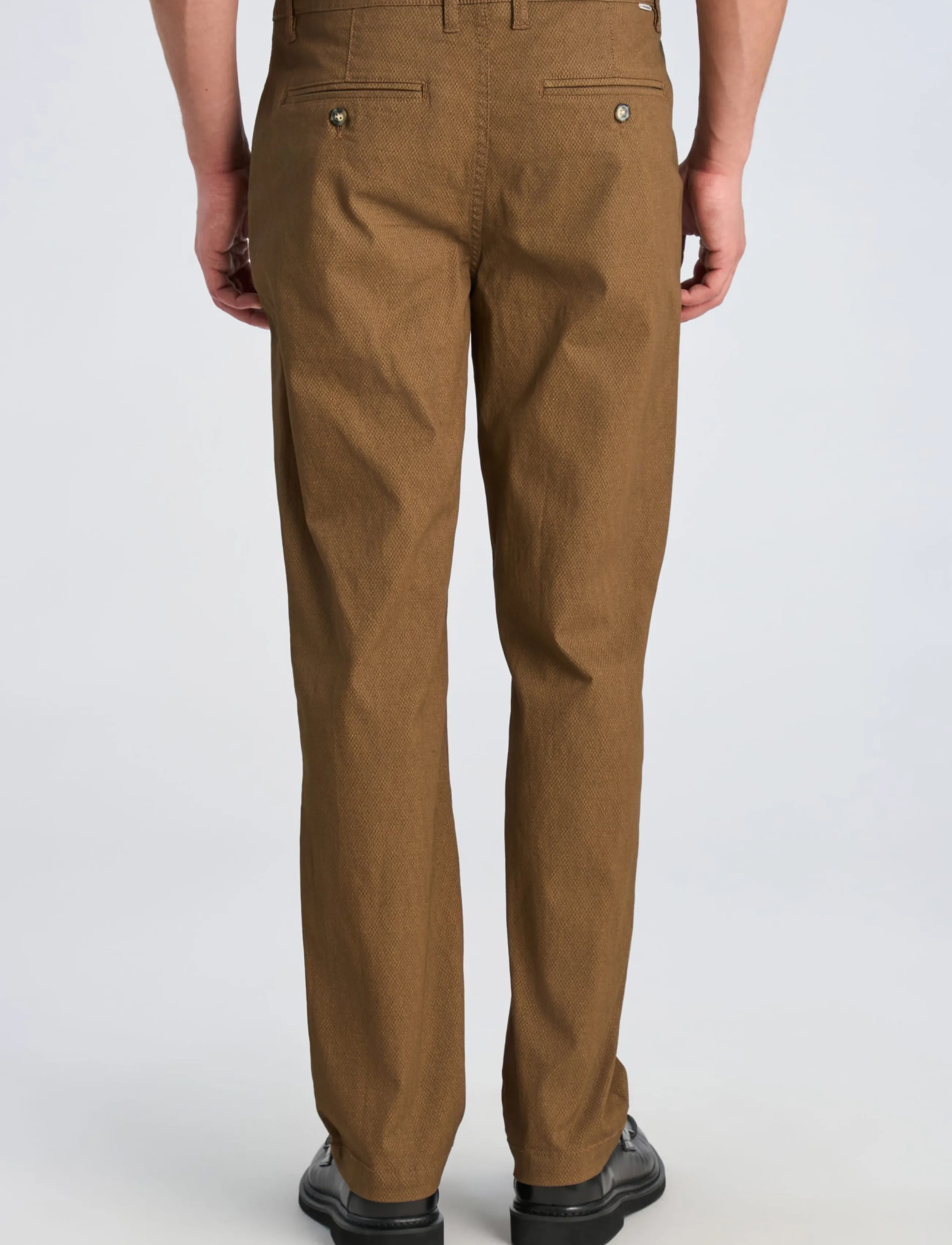 Lindbergh - AOP superflex chino pants - freizeithosen - deep brown - 4