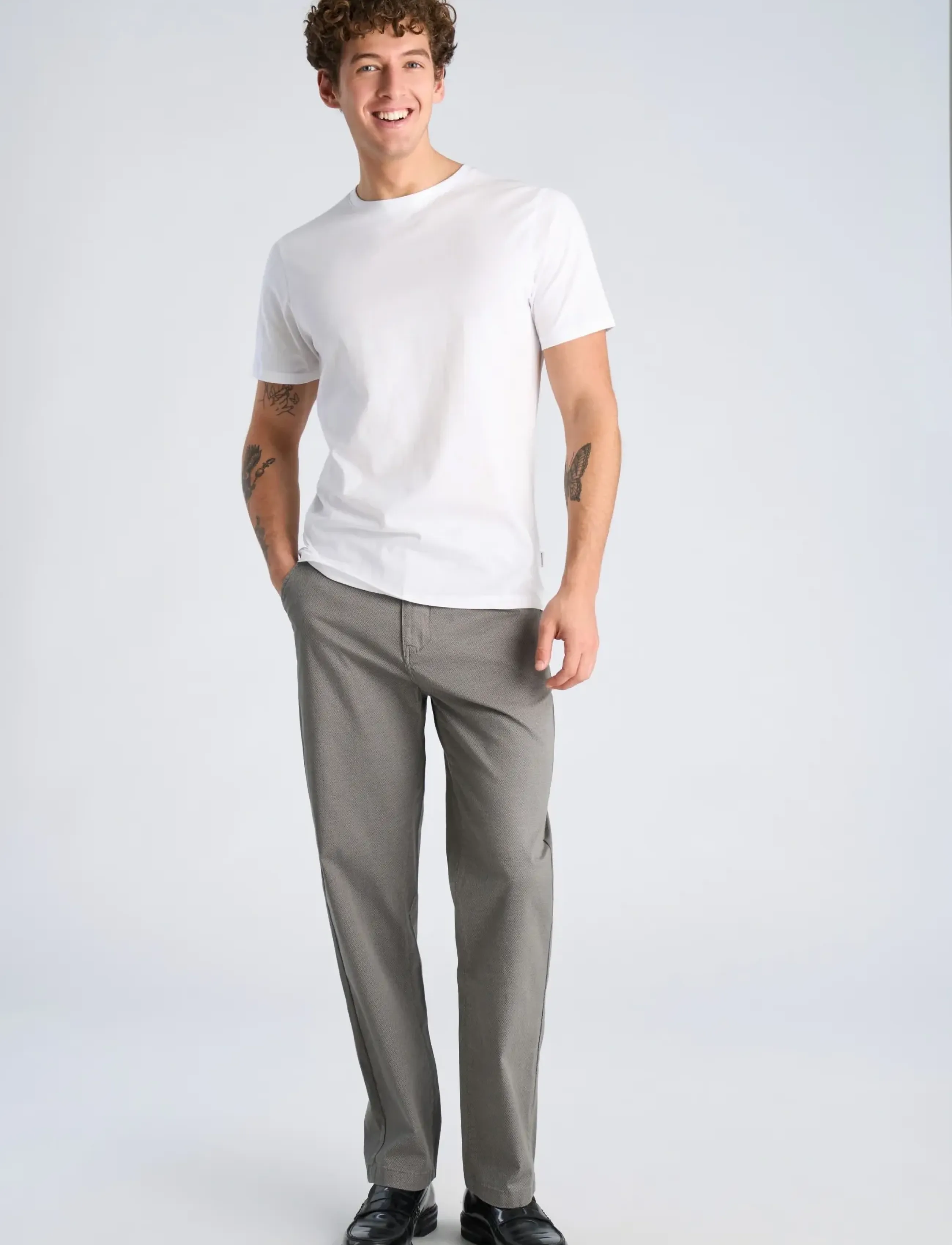 Lindbergh Aop Superflex Chino Pants, 32 x 32, Grey, Bukser > Afslappet, Herre