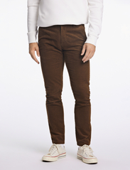 Lindbergh - Corduroy club pants - chino püksid - brown - 3