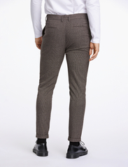 Lindbergh - Melange superflex pants - suit trousers - brown mel - 4