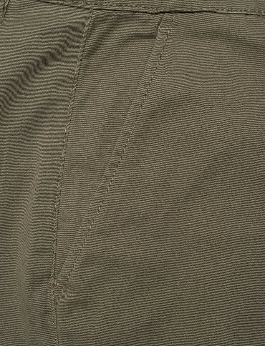 Lindbergh - Superflex chino pants - vabaajapüksid - dk army - 5