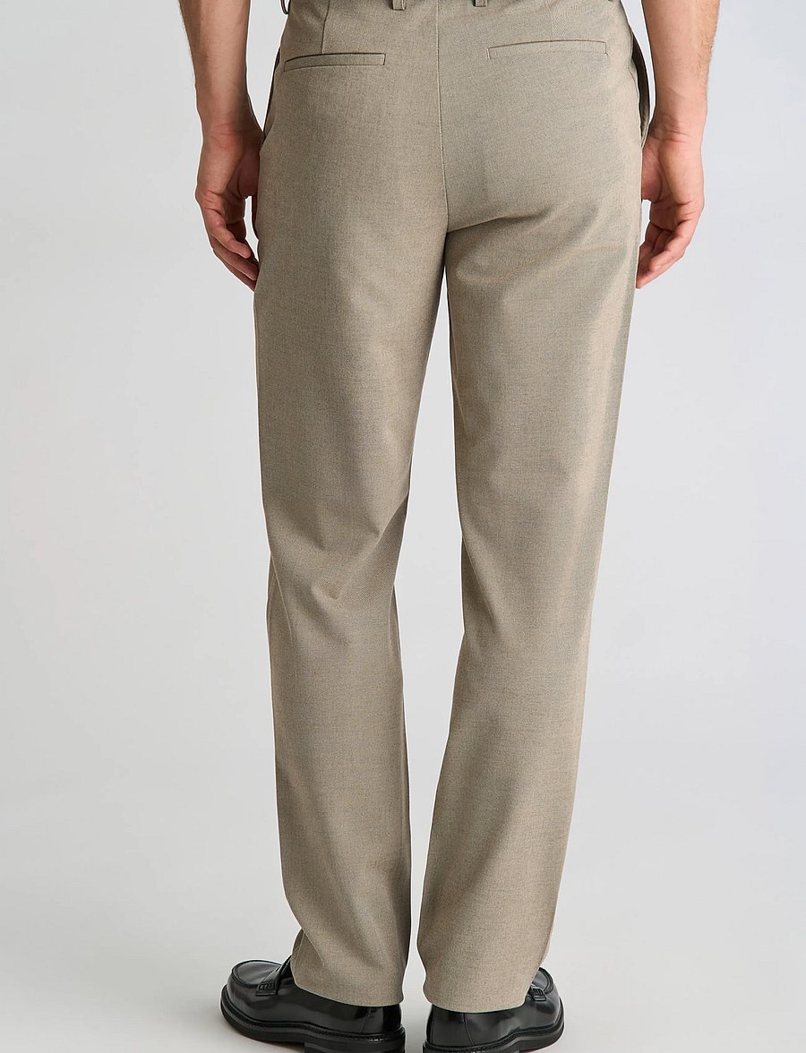 Lindbergh - Superflex formal chino pants - Ülikonnapüksid - sand mel - 4