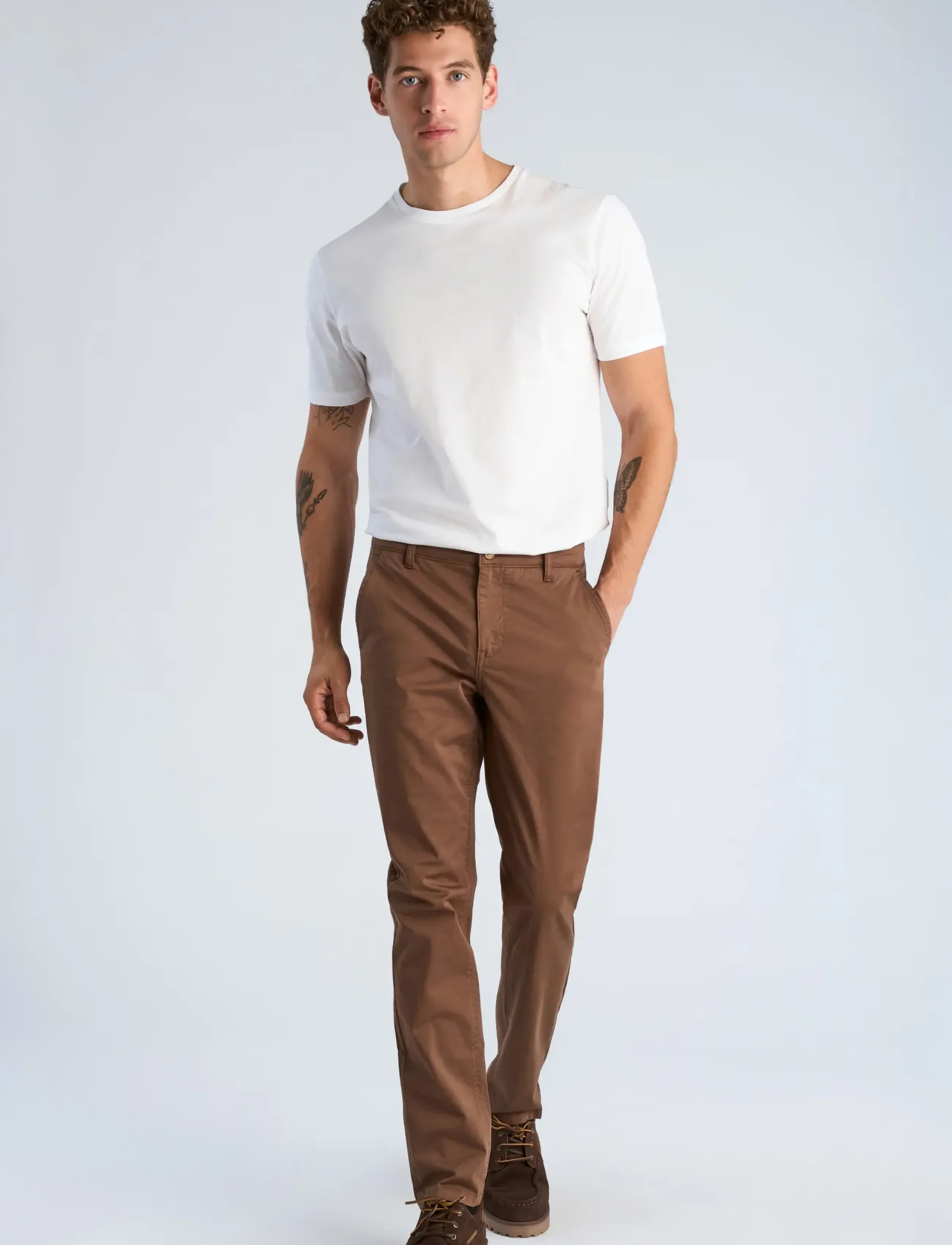 Lindbergh - Superflex cashmere touch chino pants - byxor & jeans - dk brown - 0