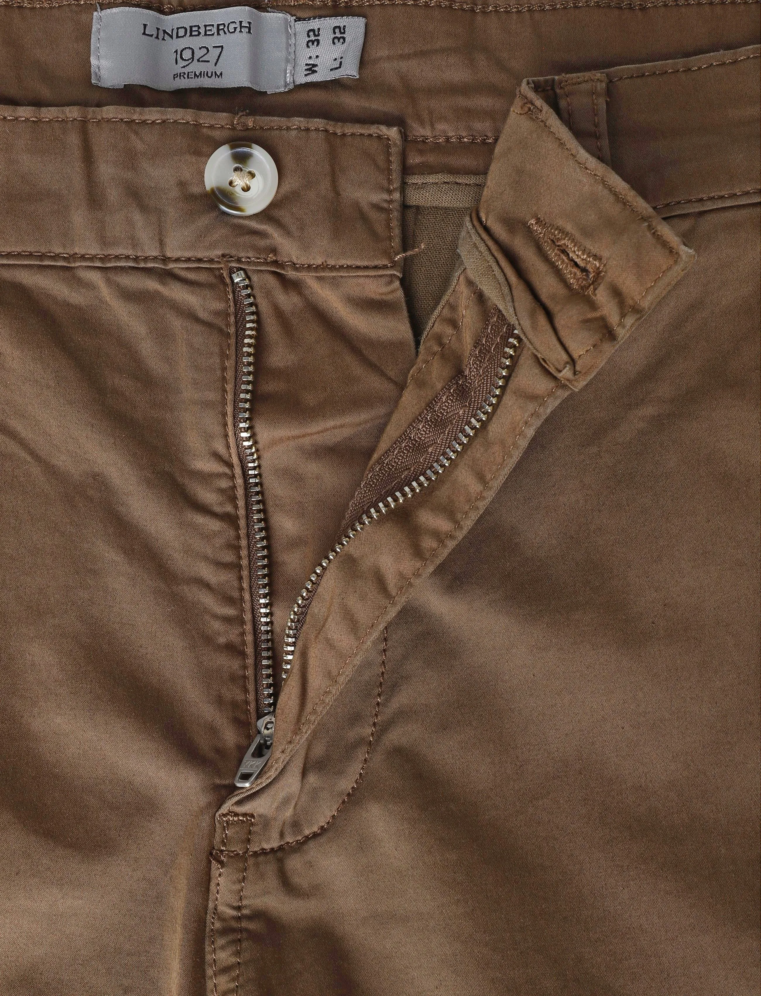 Lindbergh - Superflex cashmere touch chino pants - hosen & jeans - dk brown - 2