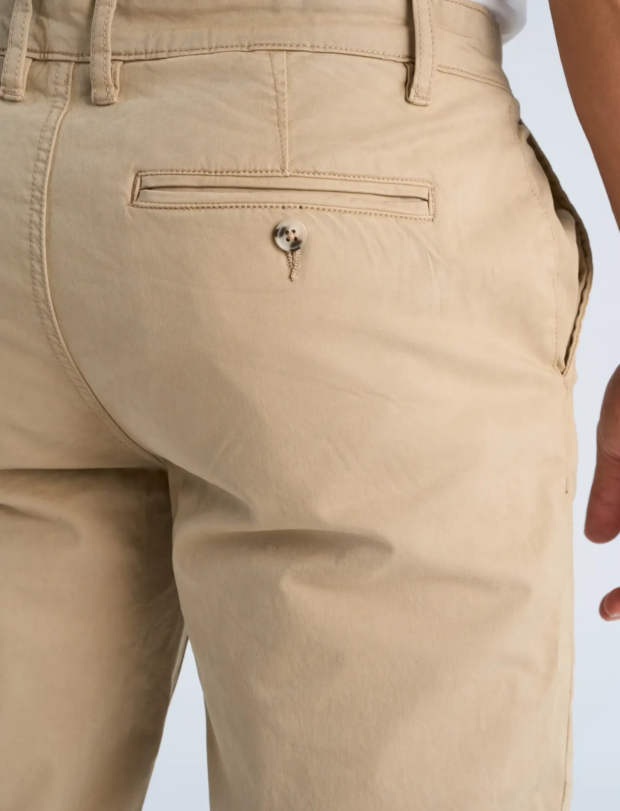 Lindbergh - Superflex cashmere touch chino pants - byxor & jeans - sand - 4