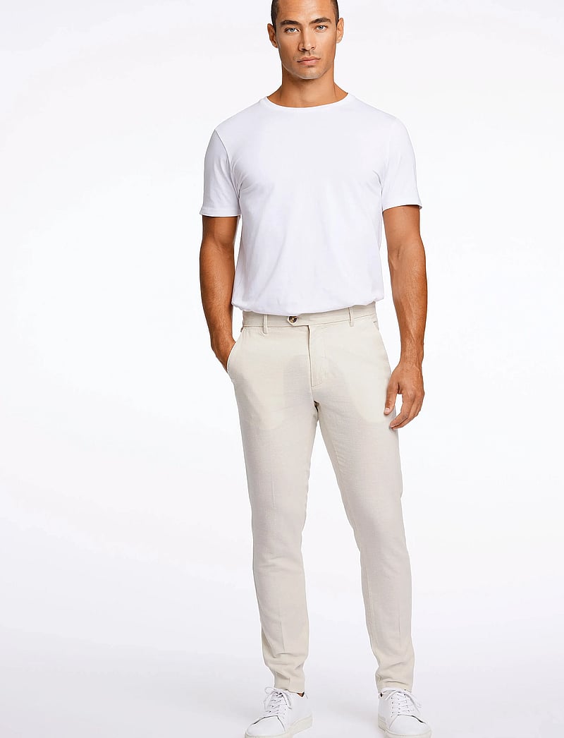 Lindbergh - Linen club pants - linased ülikonnapüksid - lt sand - 4
