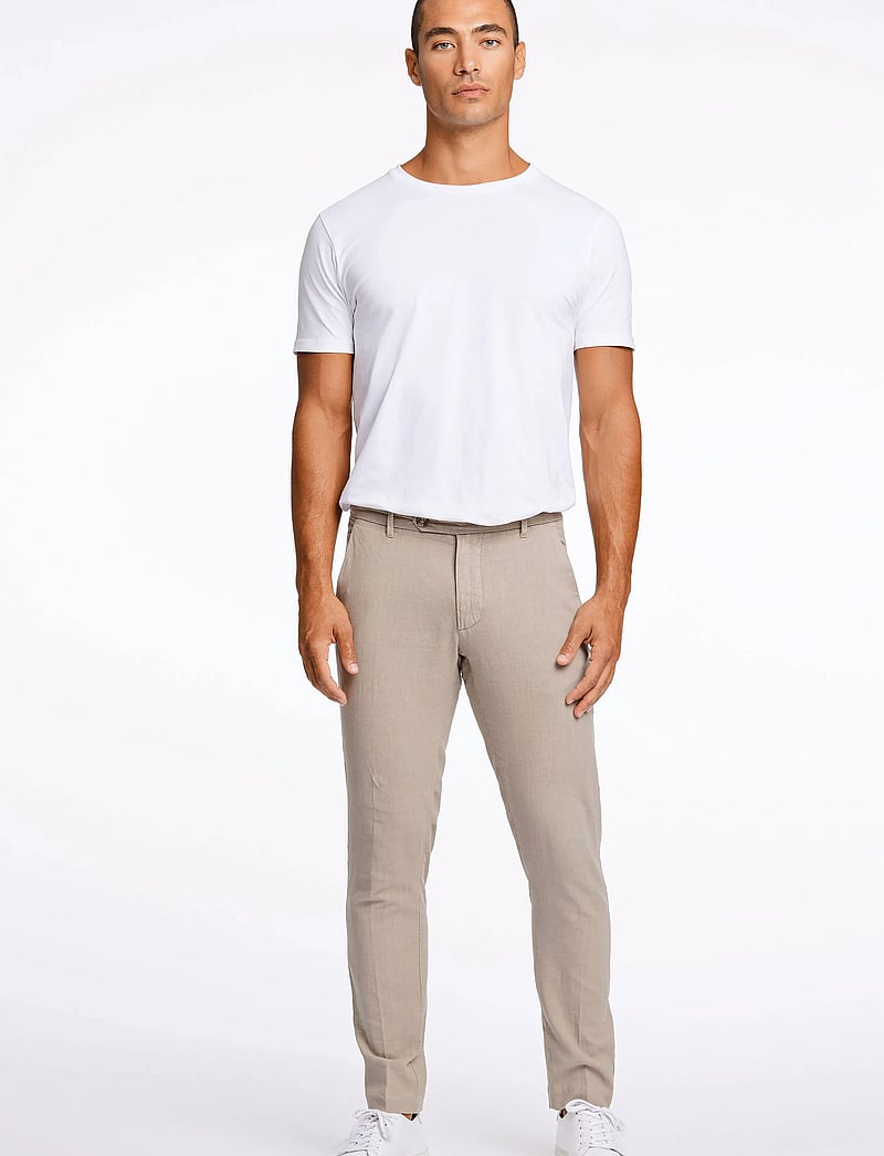 Lindbergh - Linen club pants - jakkesætbukser i hør - sand - 4