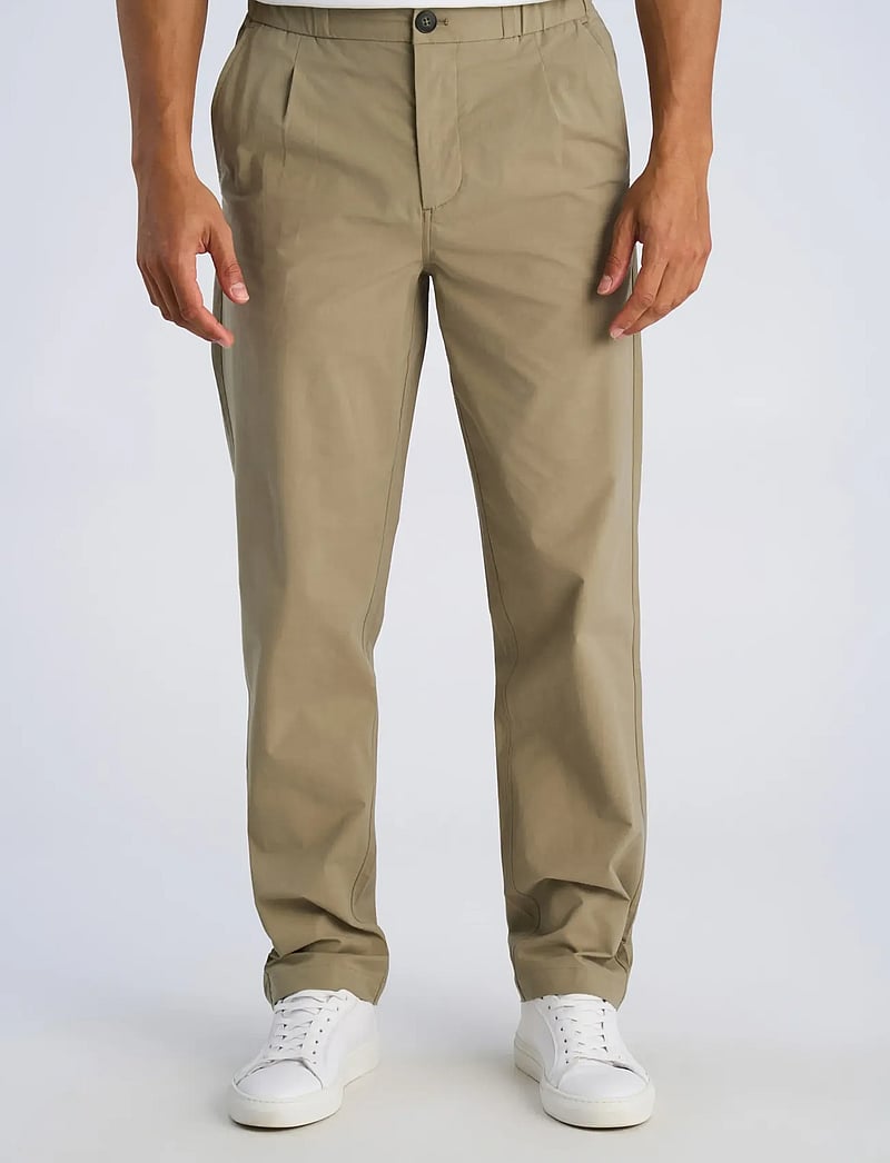 Lindbergh - Superflex paper touch pants - casual - dusty army - 3