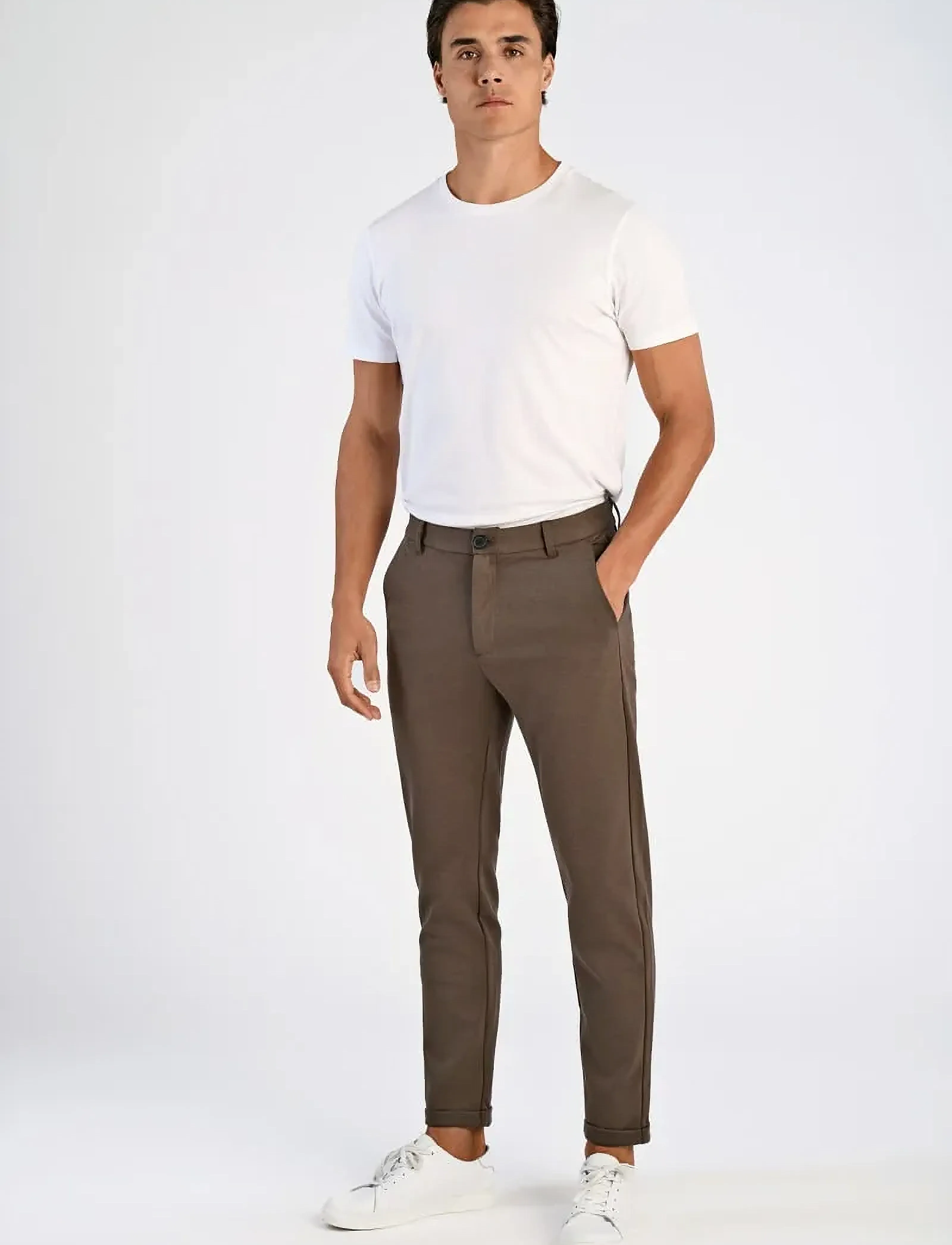 Lindbergh Superflex knitted cropped pant - Lindbergh - DK ARMY / brown