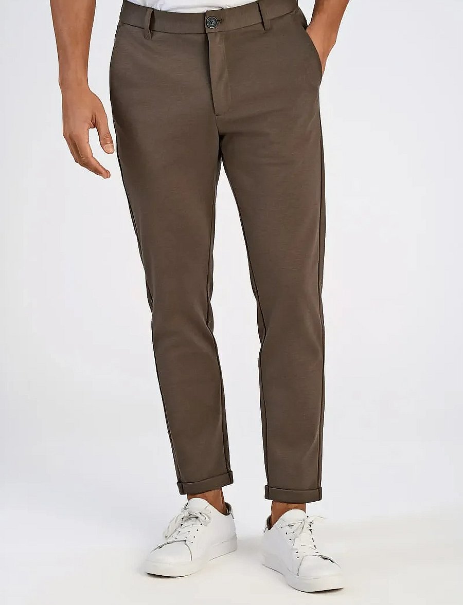 Lindbergh - Superflex knitted cropped pant - freizeithosen - dk army - 4