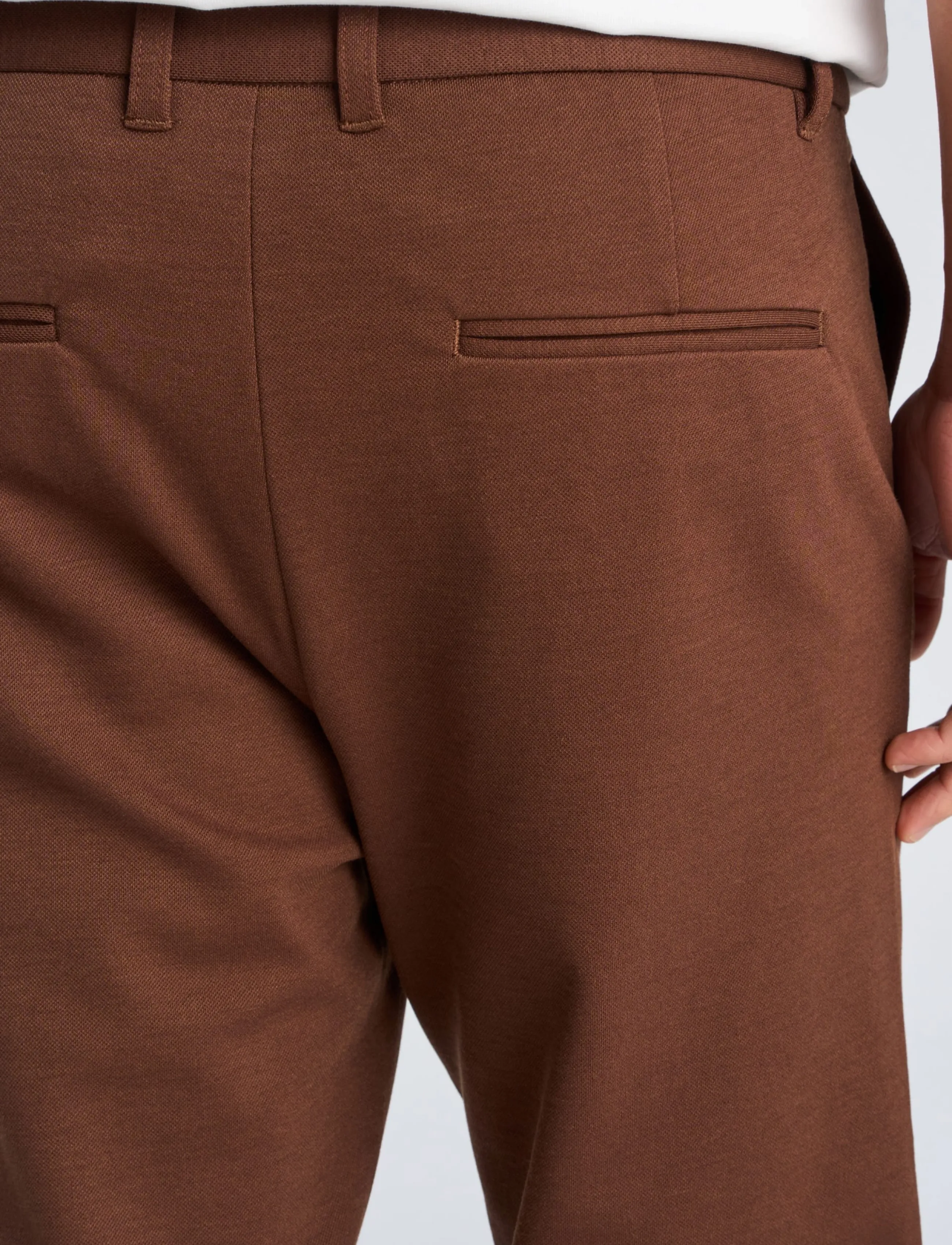 Lindbergh - Superflex knitted cropped pant - freizeithosen - dk brown - 5