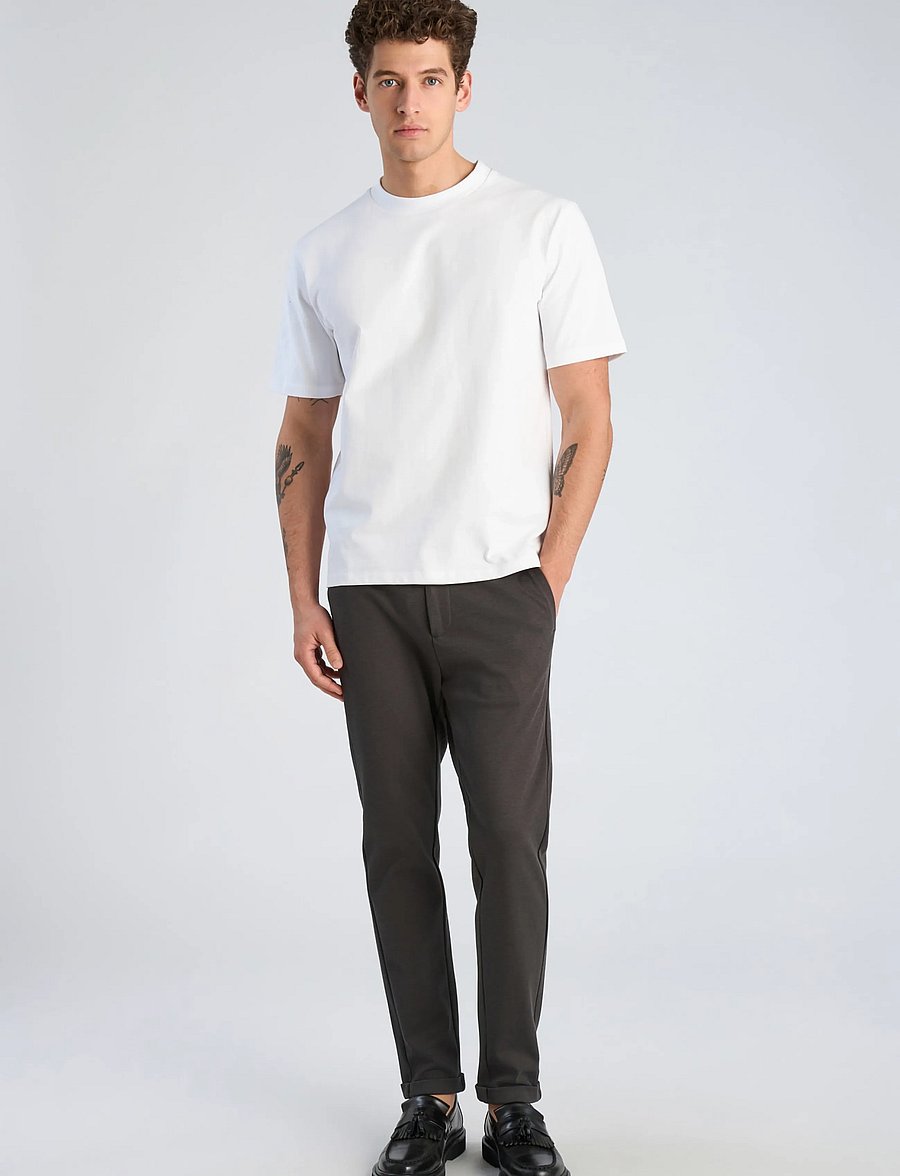 Lindbergh - Superflex knitted cropped pant - freizeithosen - ink grey - 0