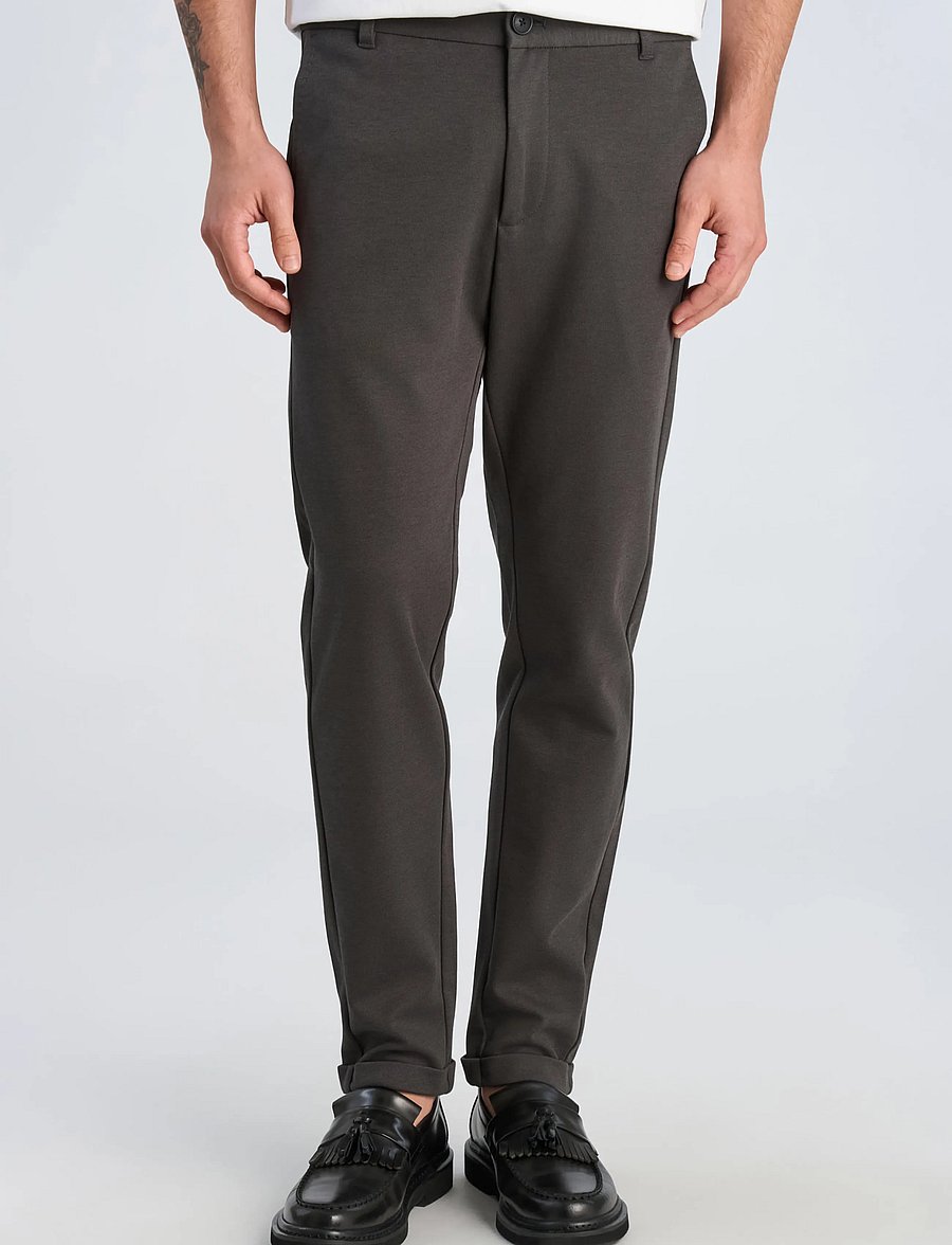 Lindbergh - Superflex knitted cropped pant - freizeithosen - ink grey - 3