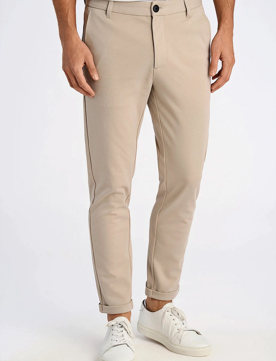 Lindbergh - Superflex knitted cropped pant - vabaaja püksid - lt stone - 0