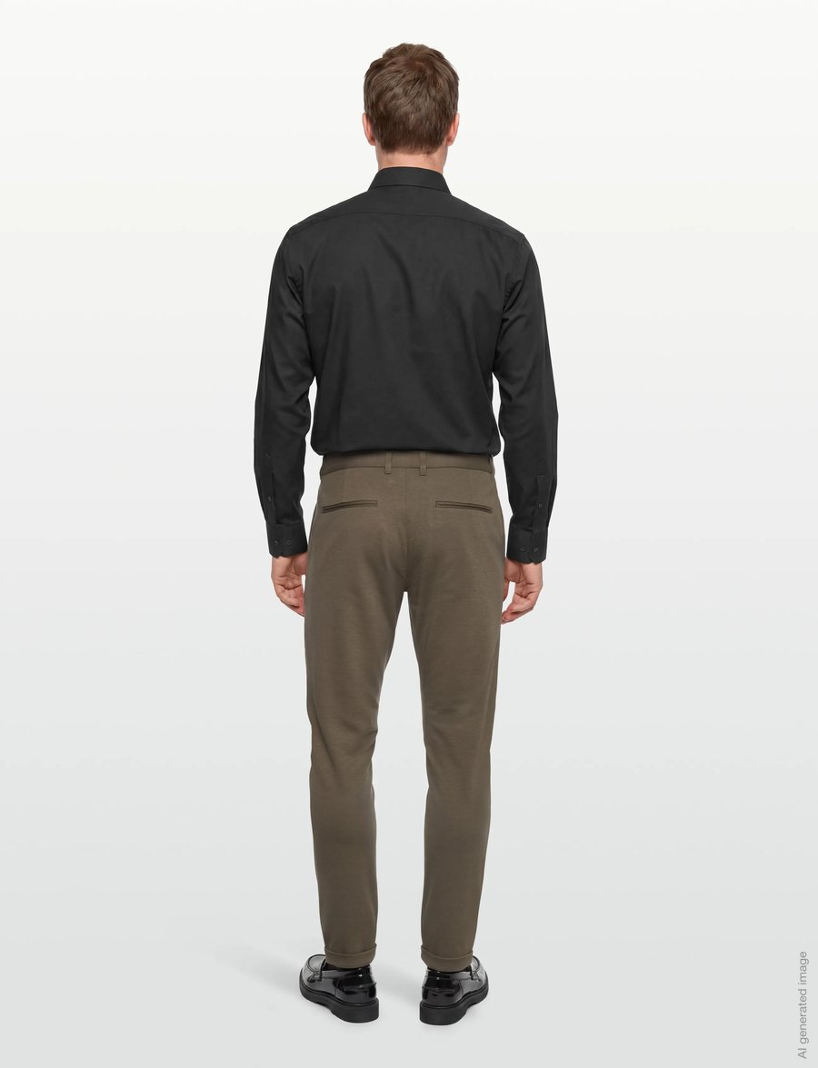 Lindbergh - Superflex knitted cropped pant - freizeithosen - true army - 4