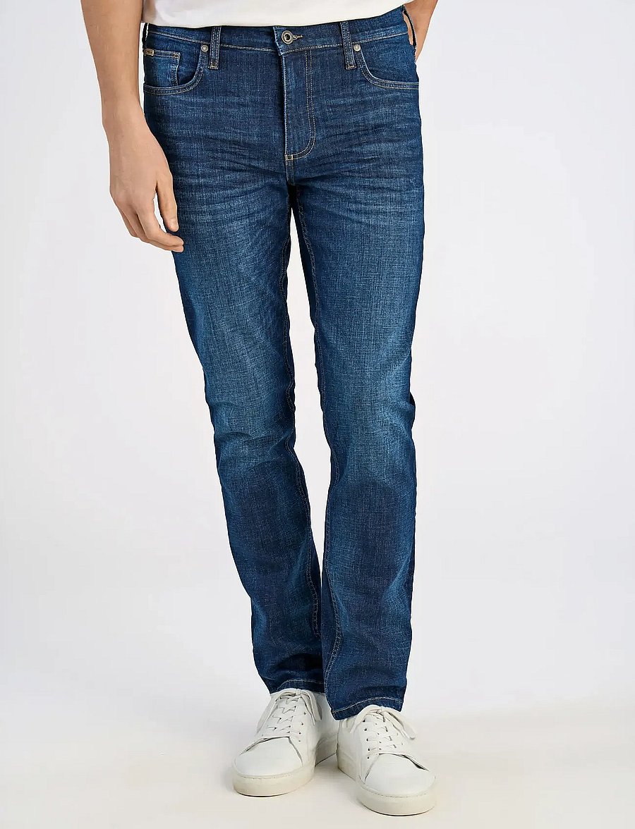 Lindbergh - Tapered fit jeans - regular jeans - deep blue denim - 4