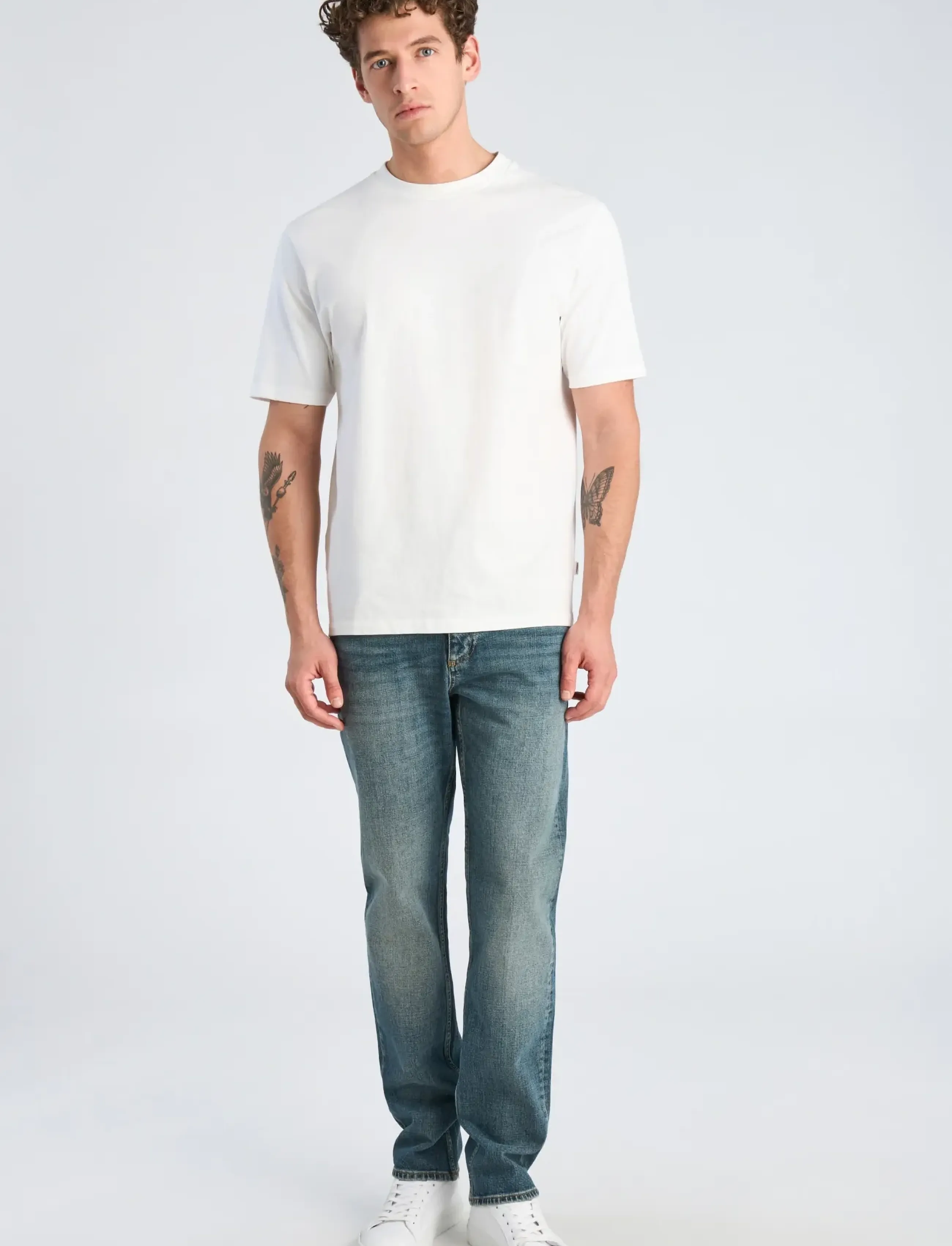 Lindbergh Heavy Wash Tapered Fit Jeans, 32 x 32, Blue, Jeans > Tapered, Herre