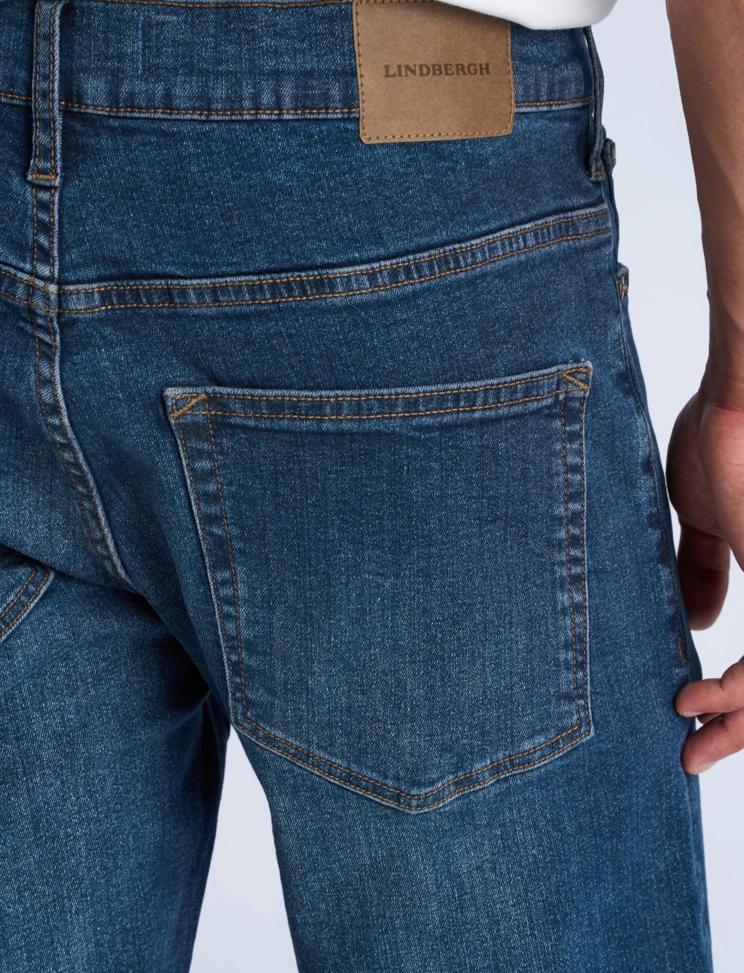 Lindbergh - Tapered fit jeans - trousers & jeans - blue - 5