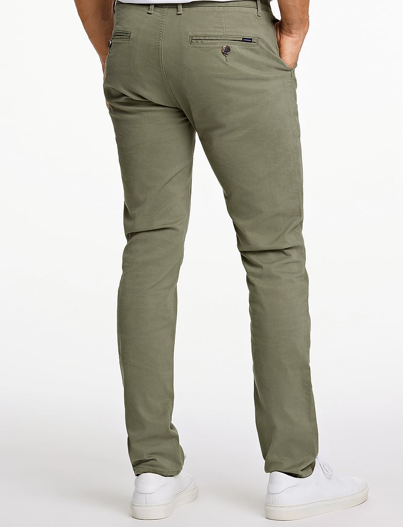 Lindbergh - Superflex Chino - chino püksid - army - 3