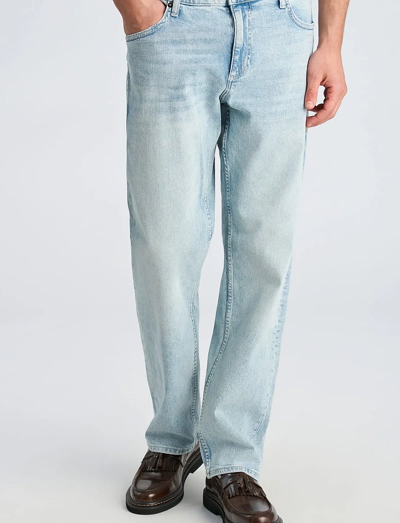 Lindbergh - Loose fit jeans - loose jeans - light indigo denim - 3