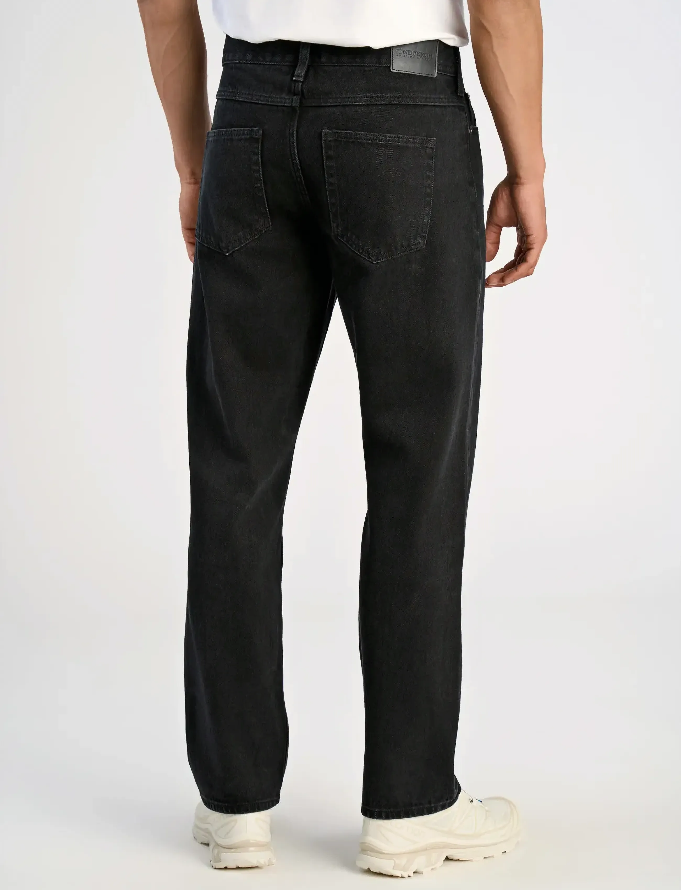 Lindbergh - Loose fit jeans - rúmar gallabuxur - black - 3