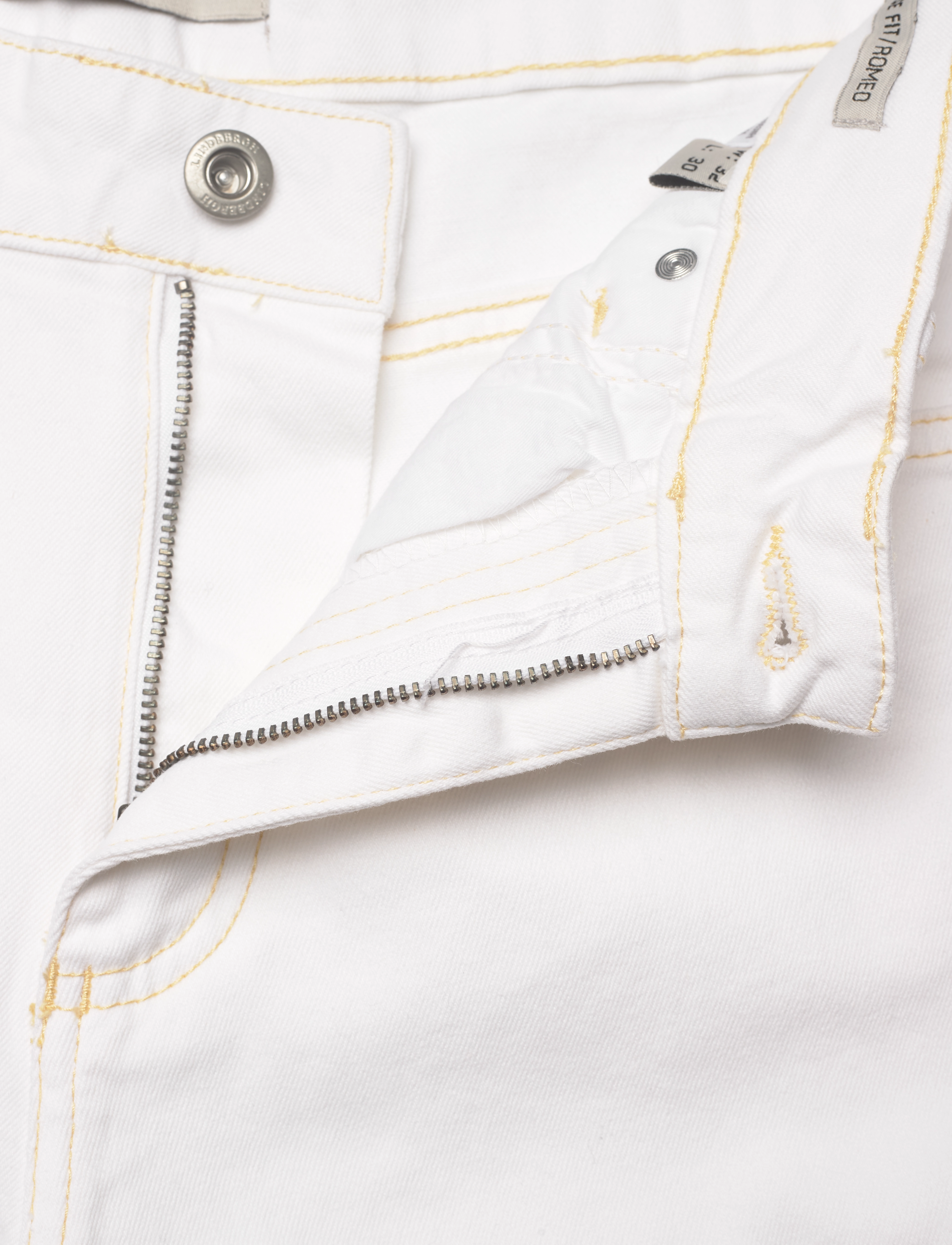 Lindbergh - Loose fit stretch jeans - bukser & jeans - white - 3