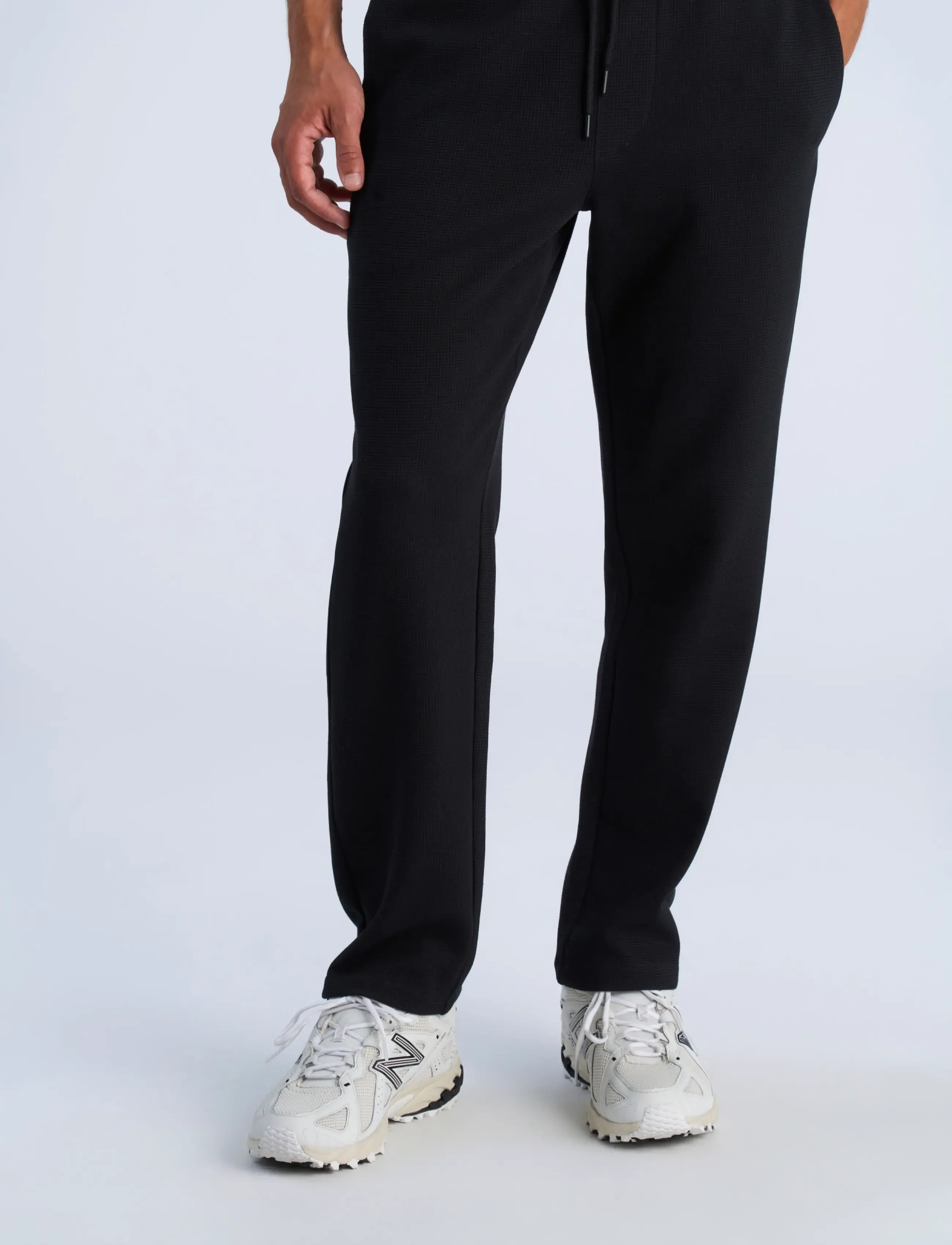 Lindbergh - Waffle sweat pants - dressipüksid - black - 3