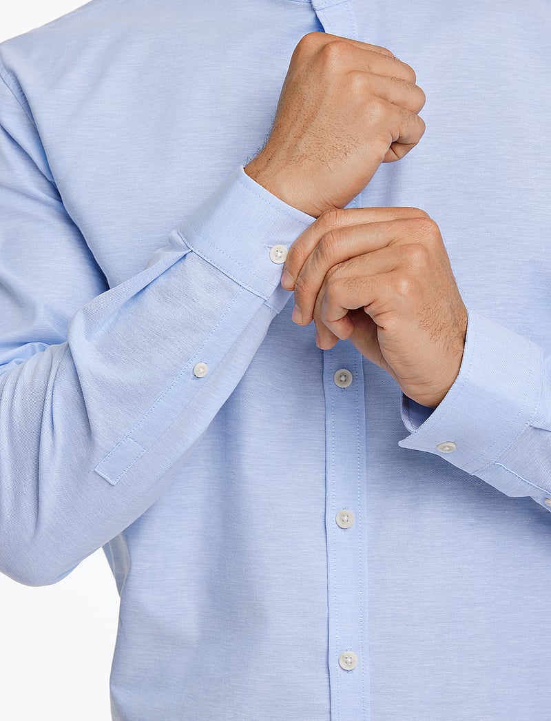 Lindbergh - Yarn dyed oxford superflex shirt - oxford-skjortor - lt blue mix - 4