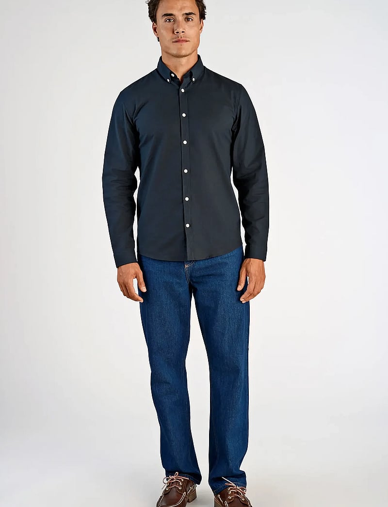 Lindbergh - Yarn dyed oxford superflex shirt - oxford-skjortor - black - 3
