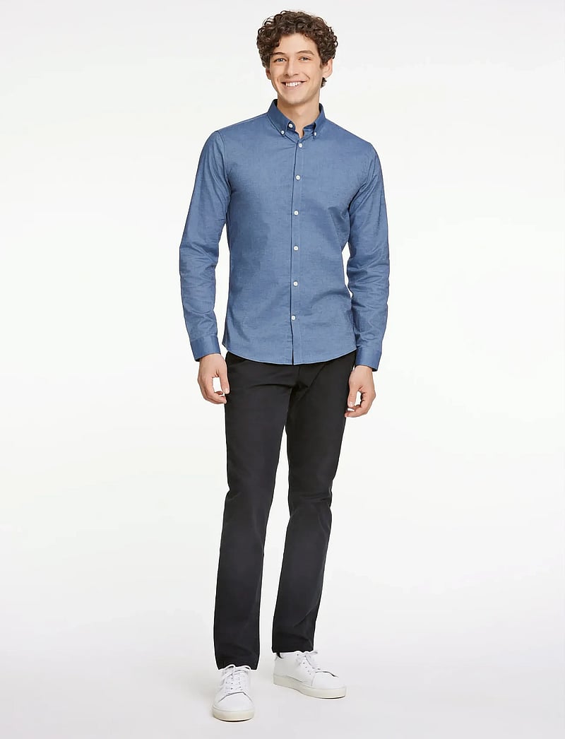 Lindbergh - Yarn dyed oxford superflex shirt L/S - oxford-skjortor - dust blue mix - 0