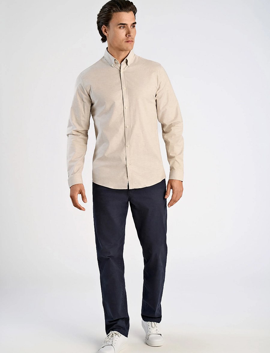 Lindbergh - Yarn dyed oxford superflex shirt L/S - oxford-skjortor - faded sand mix - 0