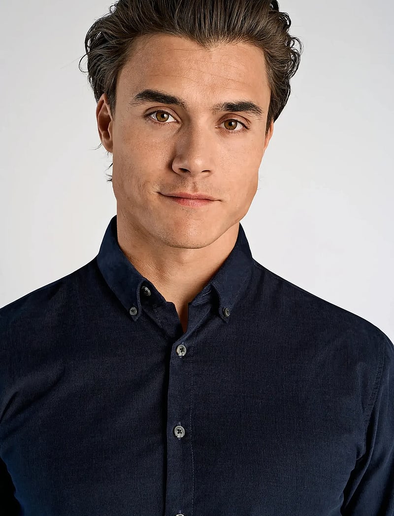 Lindbergh - Fine corduroy shirt L/S - manchesterskjortor - navy - 3