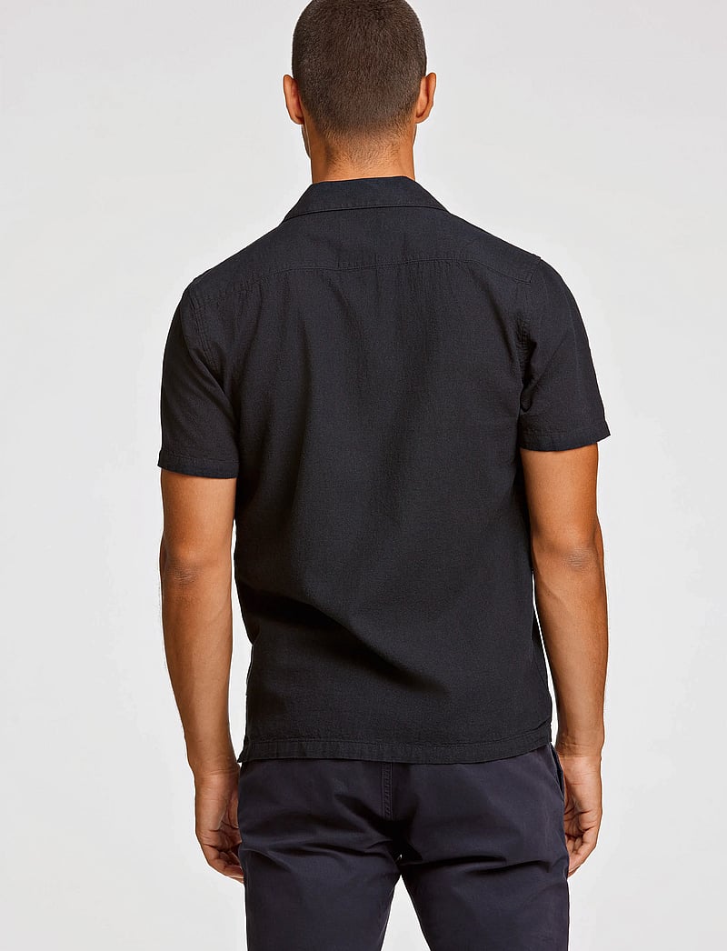 Lindbergh - Casual linen blend resort S/S - linneskjortor - black - 3