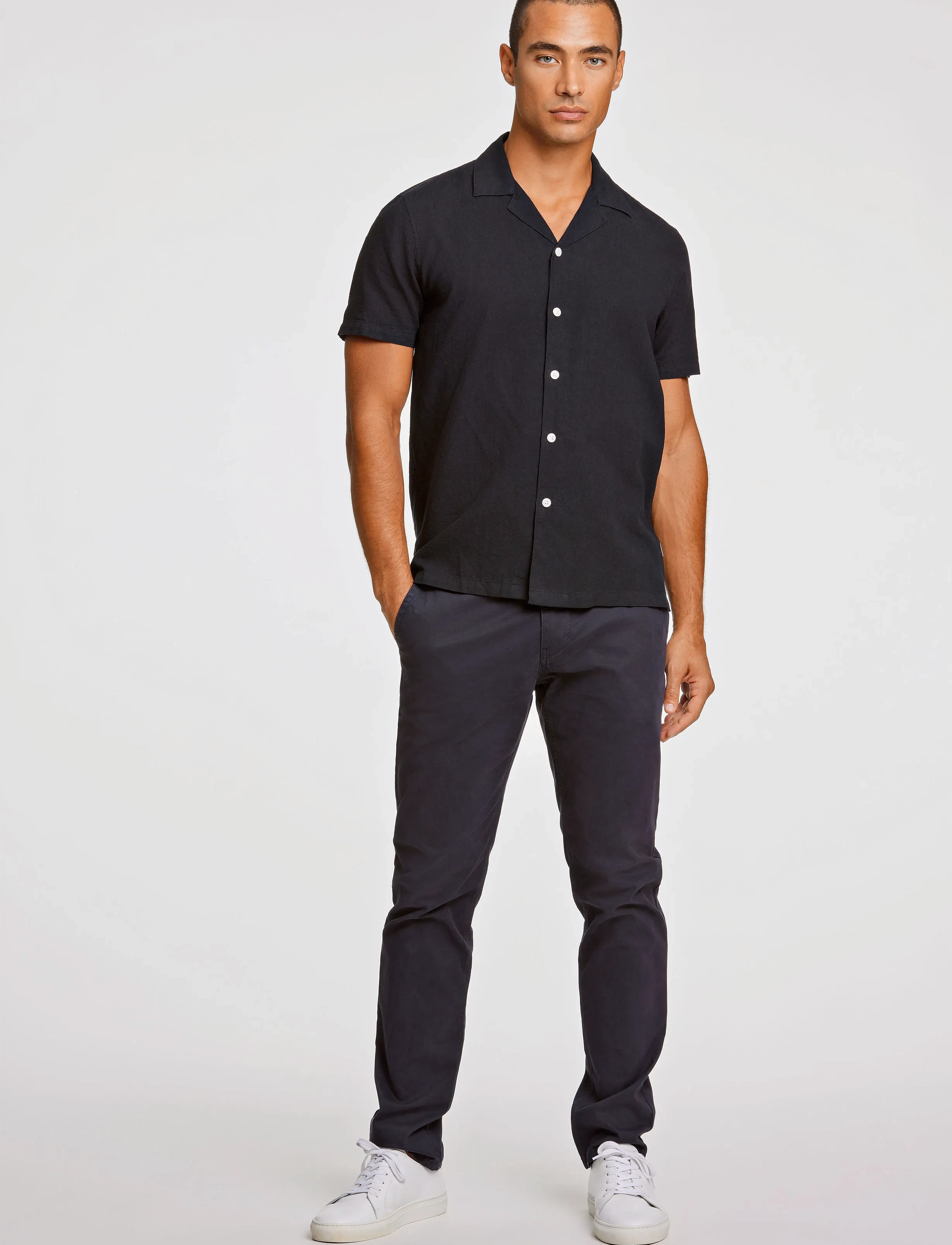 Lindbergh - Casual linen blend resort S/S - chemises à manches courtes - black - 4