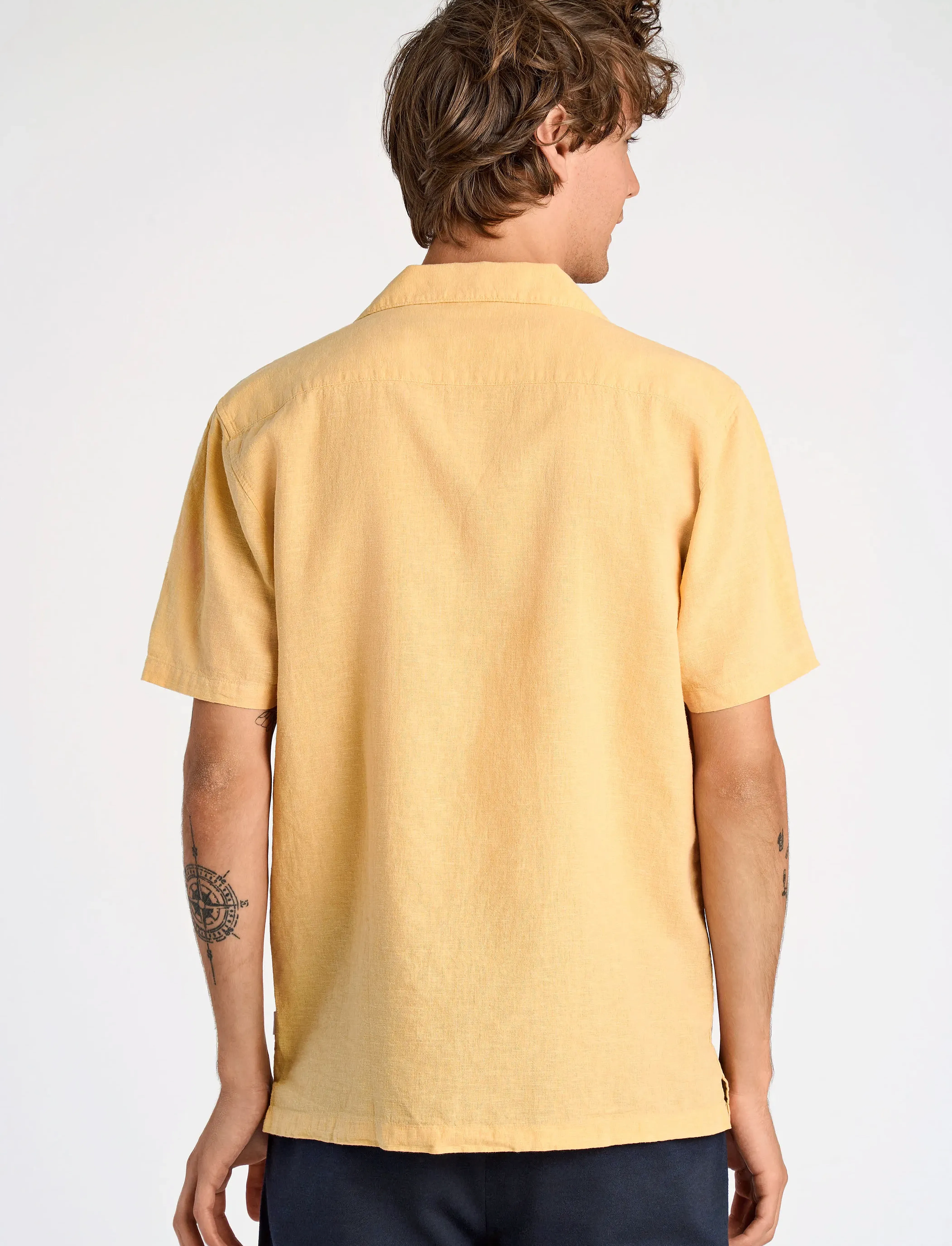 Lindbergh - Casual linen blend resort S/S - kortærmede skjorter - faded yellow - 3