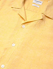Lindbergh - Casual linen blend resort S/S - lininiai marškiniai - mid yellow - 4