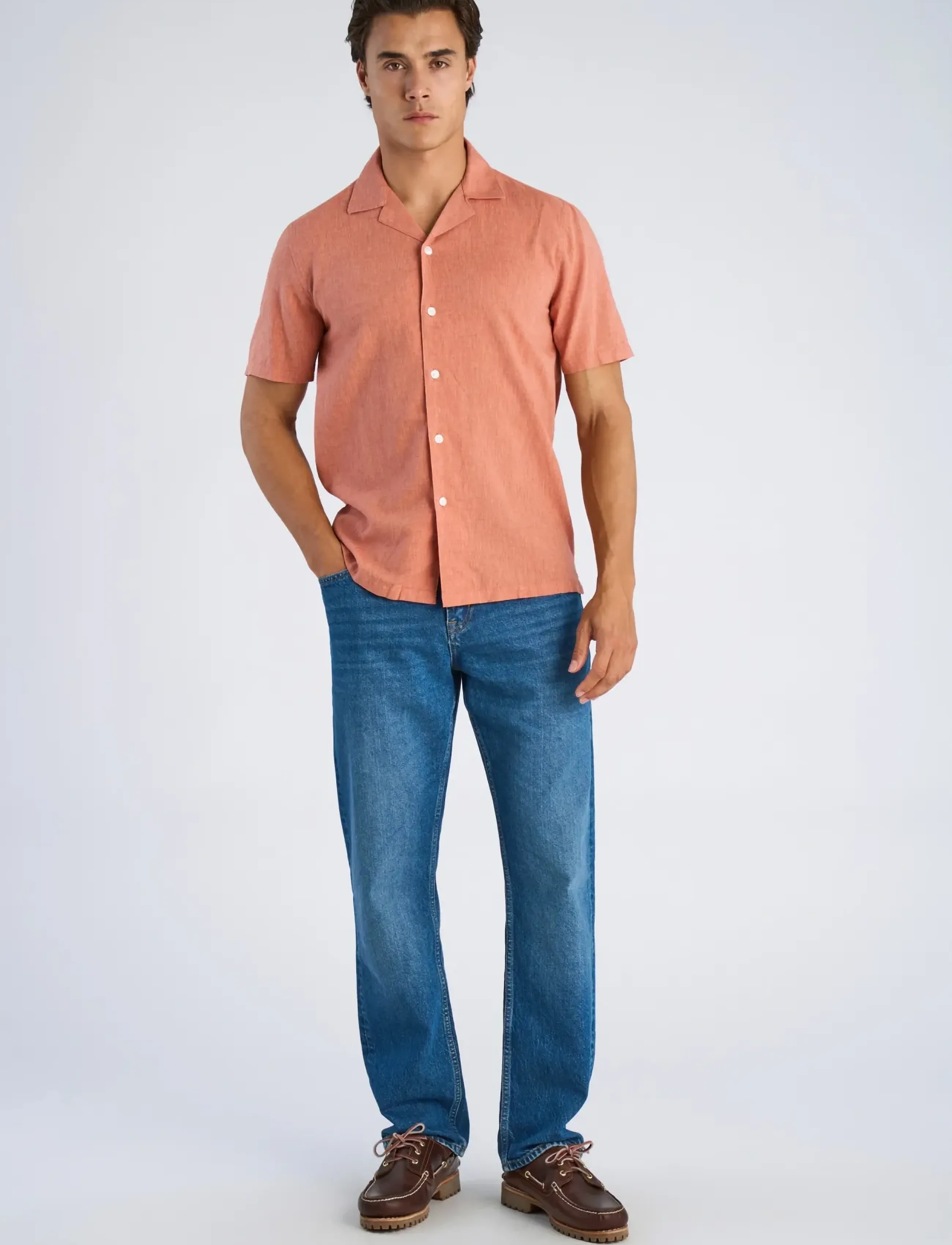 Lindbergh Casual linen blend resort S/S - Clothing - SOFT CORAL / coral