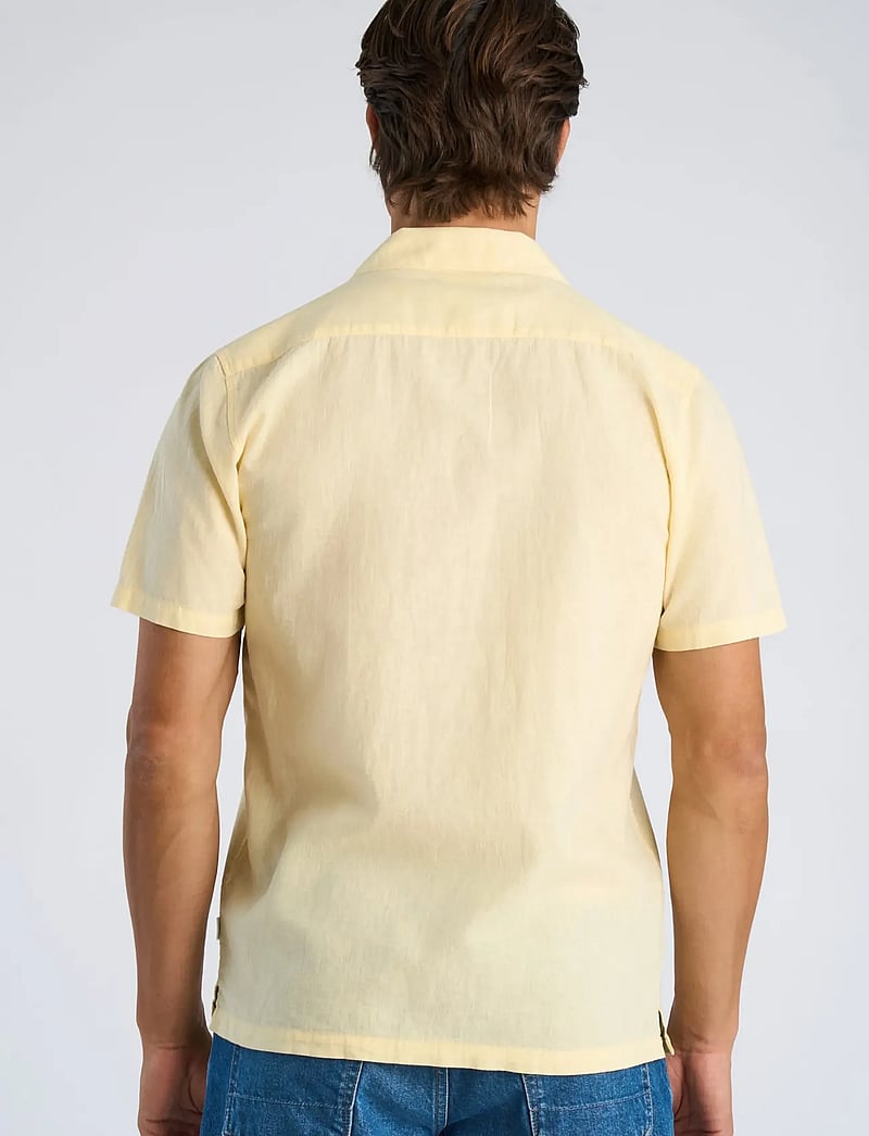 Lindbergh - Casual linen blend resort S/S - overhemden met korte mouw - soft yellow - 4