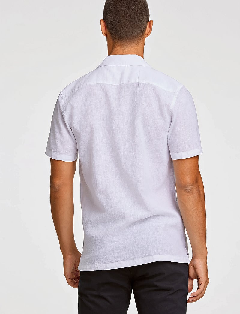 Lindbergh - Casual linen blend resort S/S - linneskjortor - white - 3