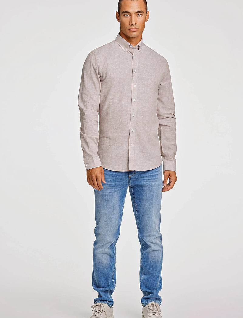 Lindbergh - Linen/cotton shirt L/S - linneskjortor - sand - 4
