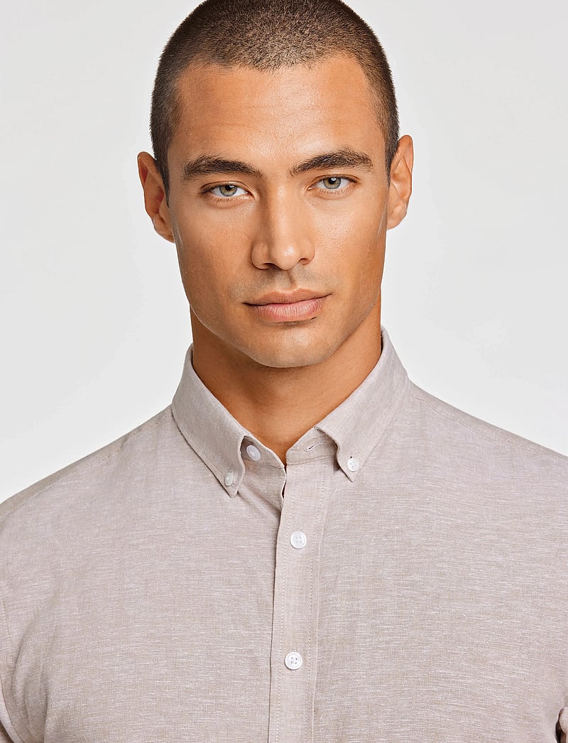 Lindbergh - Linen/cotton shirt L/S - linneskjortor - sand - 5