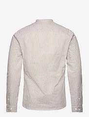 Lindbergh - Seersucker manderin shirt L/S - avslappede skjorter - sand - 1