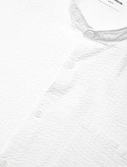 Lindbergh - Seersucker manderin shirt L/S - avslappede skjorter - white - 5