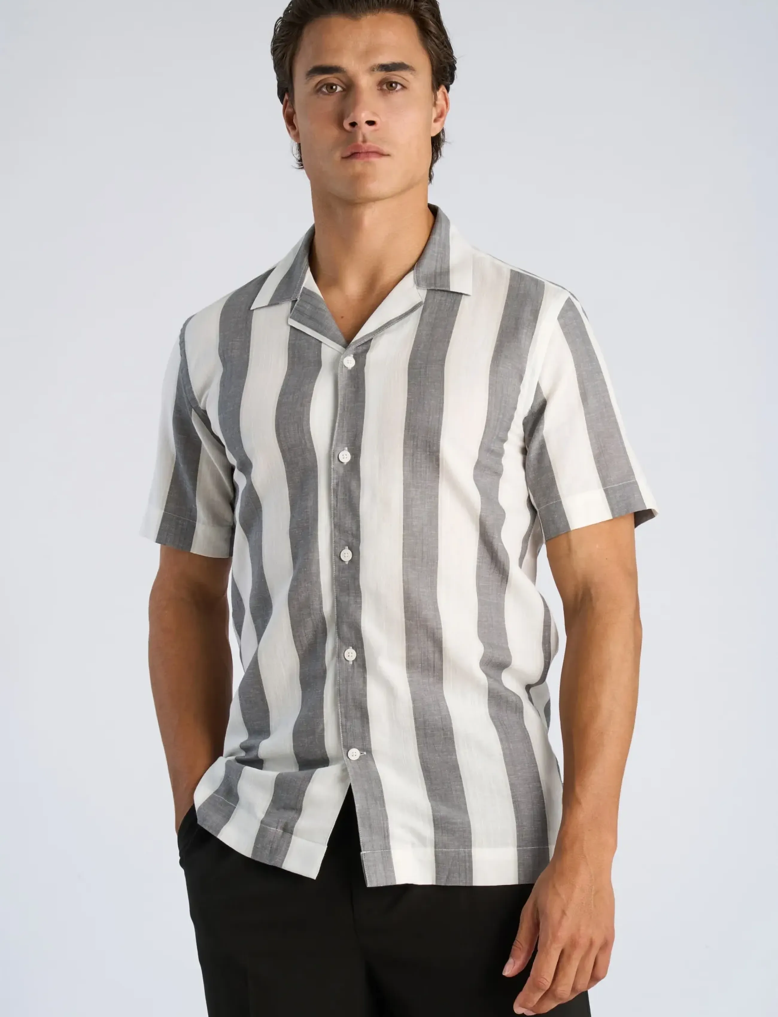 Lindbergh - Striped linen/cotton shirt S/SStriped linen/cotton shirt S/S - linased särgid - grey - 3