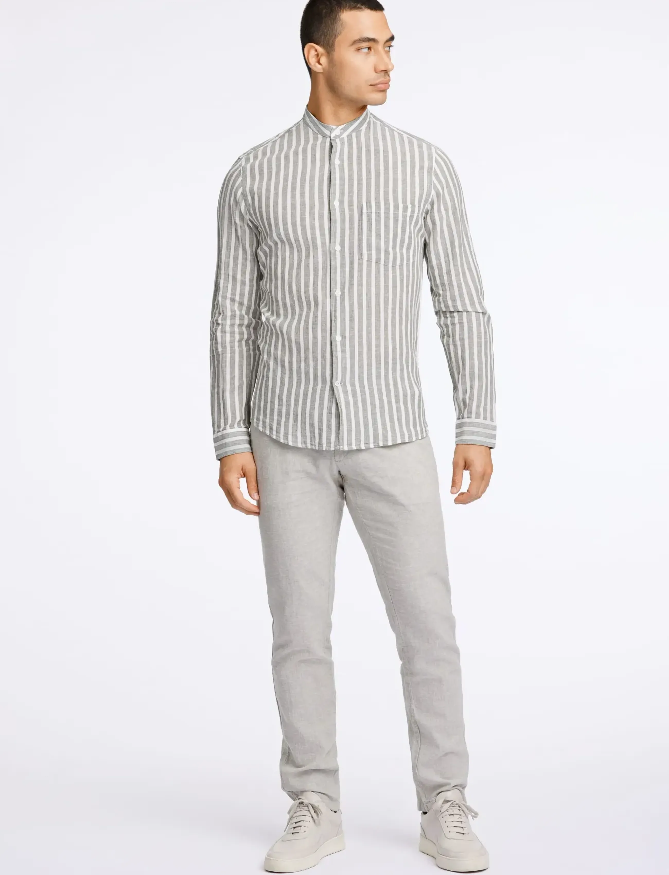 Lindbergh Wide striped cotton/linen shirt L/S - Nyheter - ARMY / multi