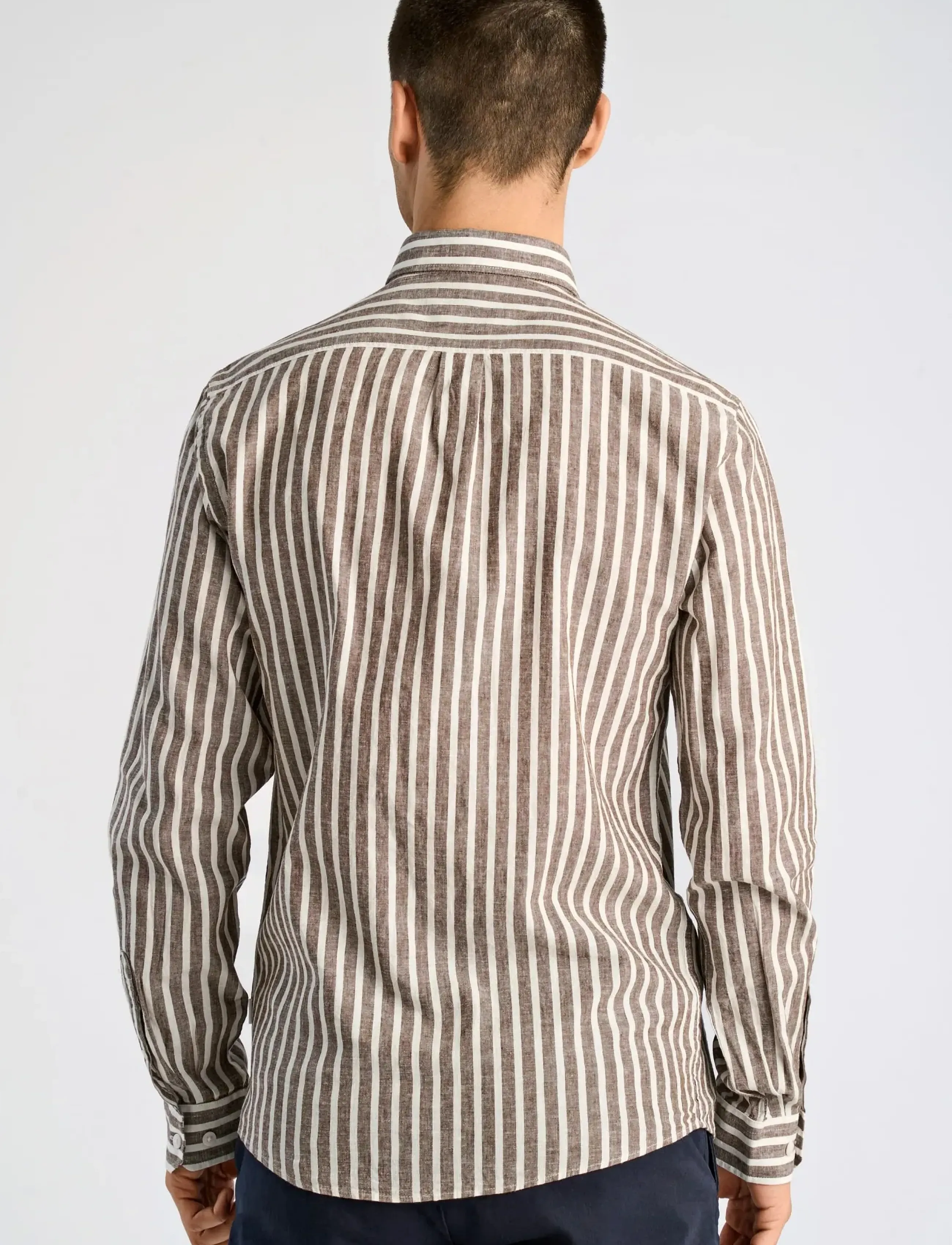 Lindbergh - Wide striped cotton/linen shirt L/S - stribede skjorter - brown - 4