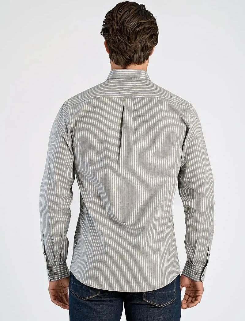Lindbergh - Striped superflex oxford L/S - randiga skjortor - dusty grey - 4