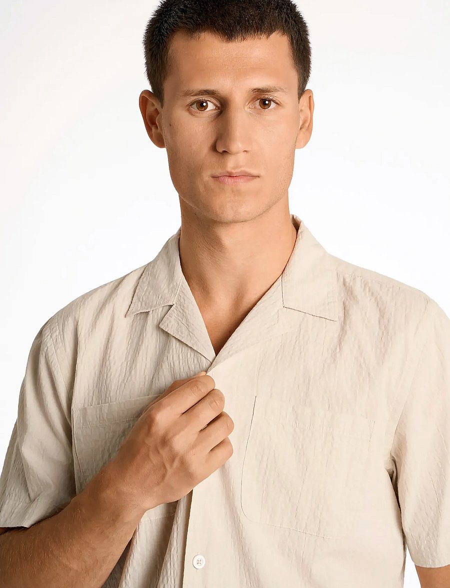 Lindbergh - Seersucker shirt S/S - short-sleeved shirts - lt stone - 5
