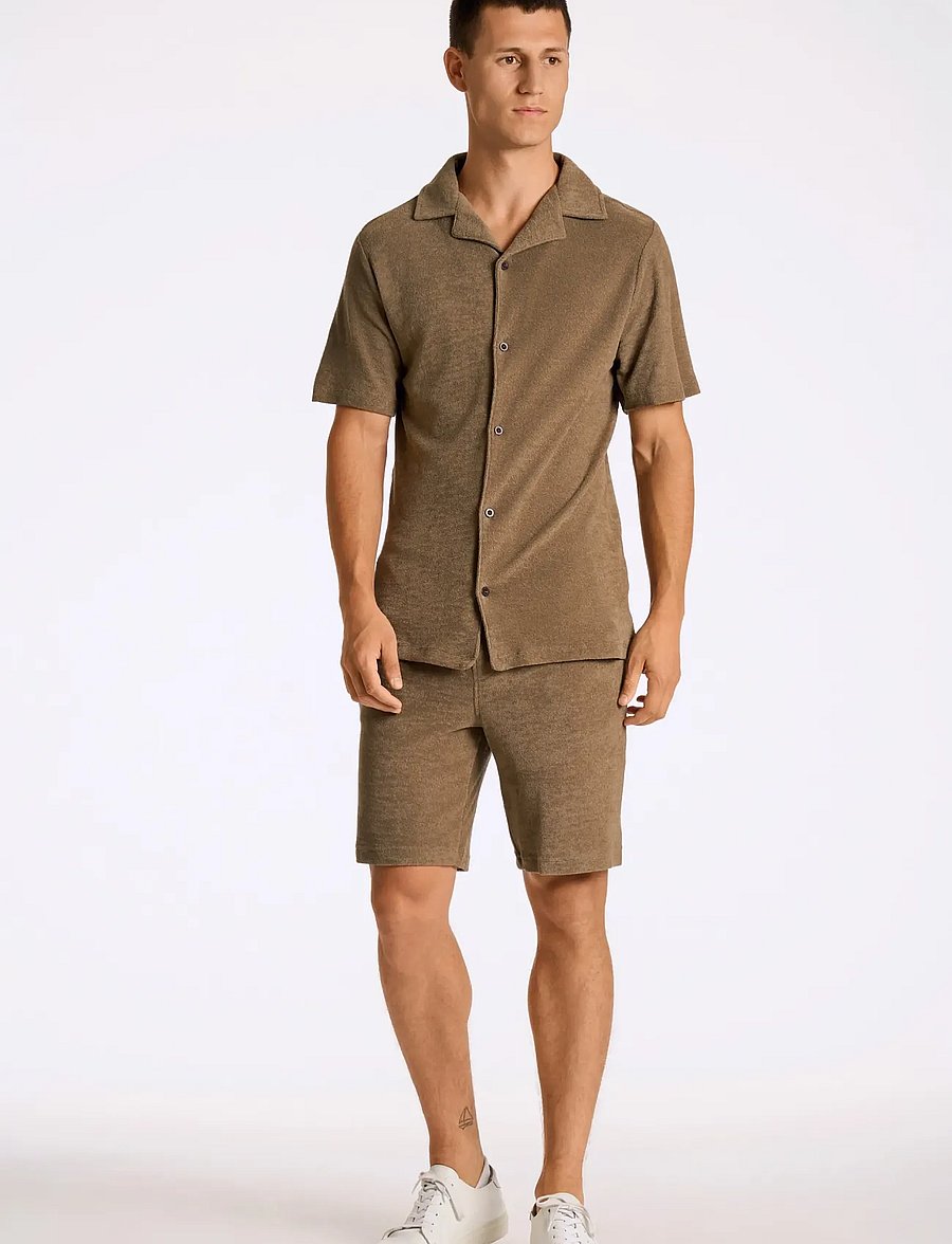 Lindbergh - Relaxed fit towel shirt S/S - short-sleeved shirts - dk stone - 0